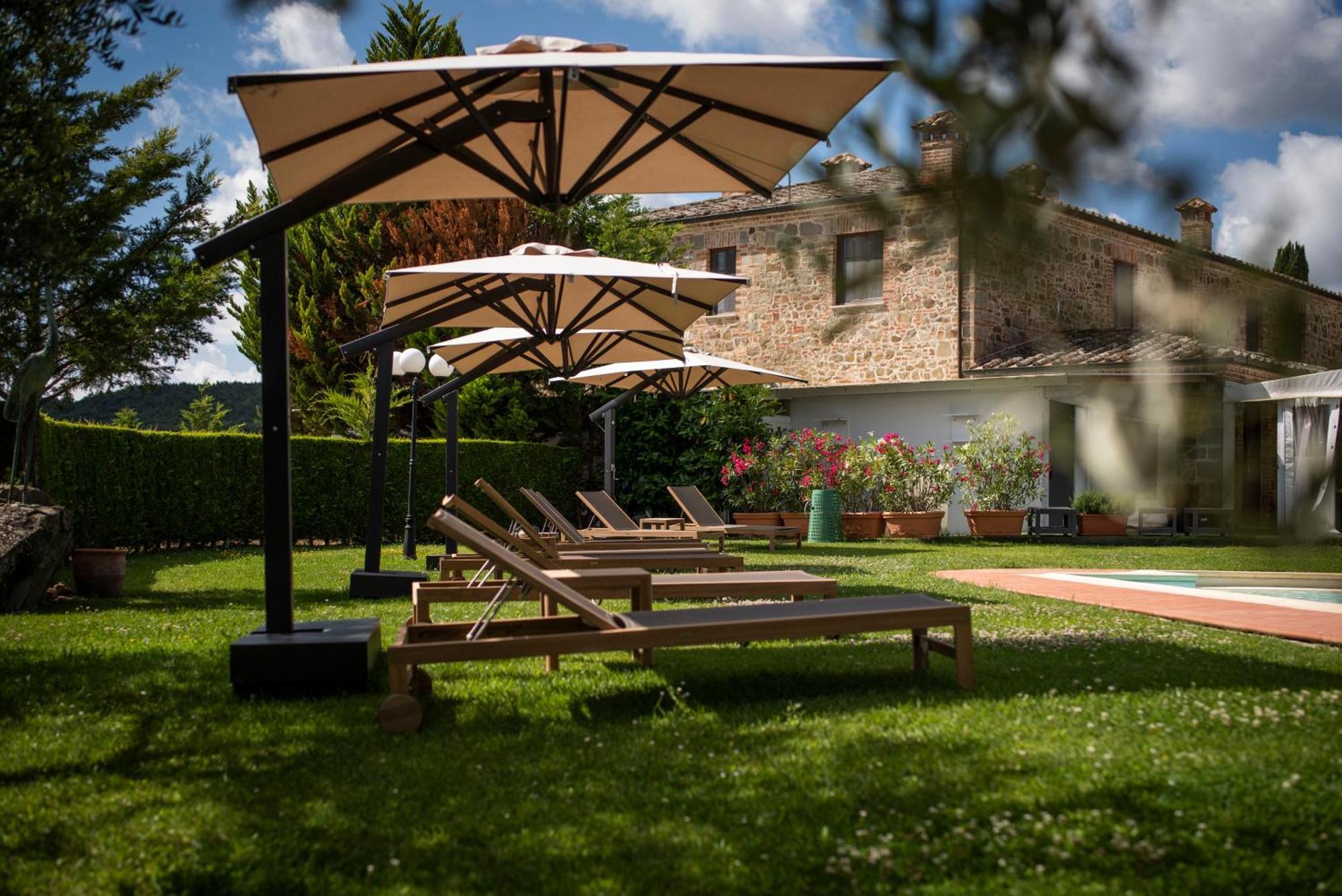 Poggio Paradiso Resort & Spa 몬테폴로니코 외부 사진