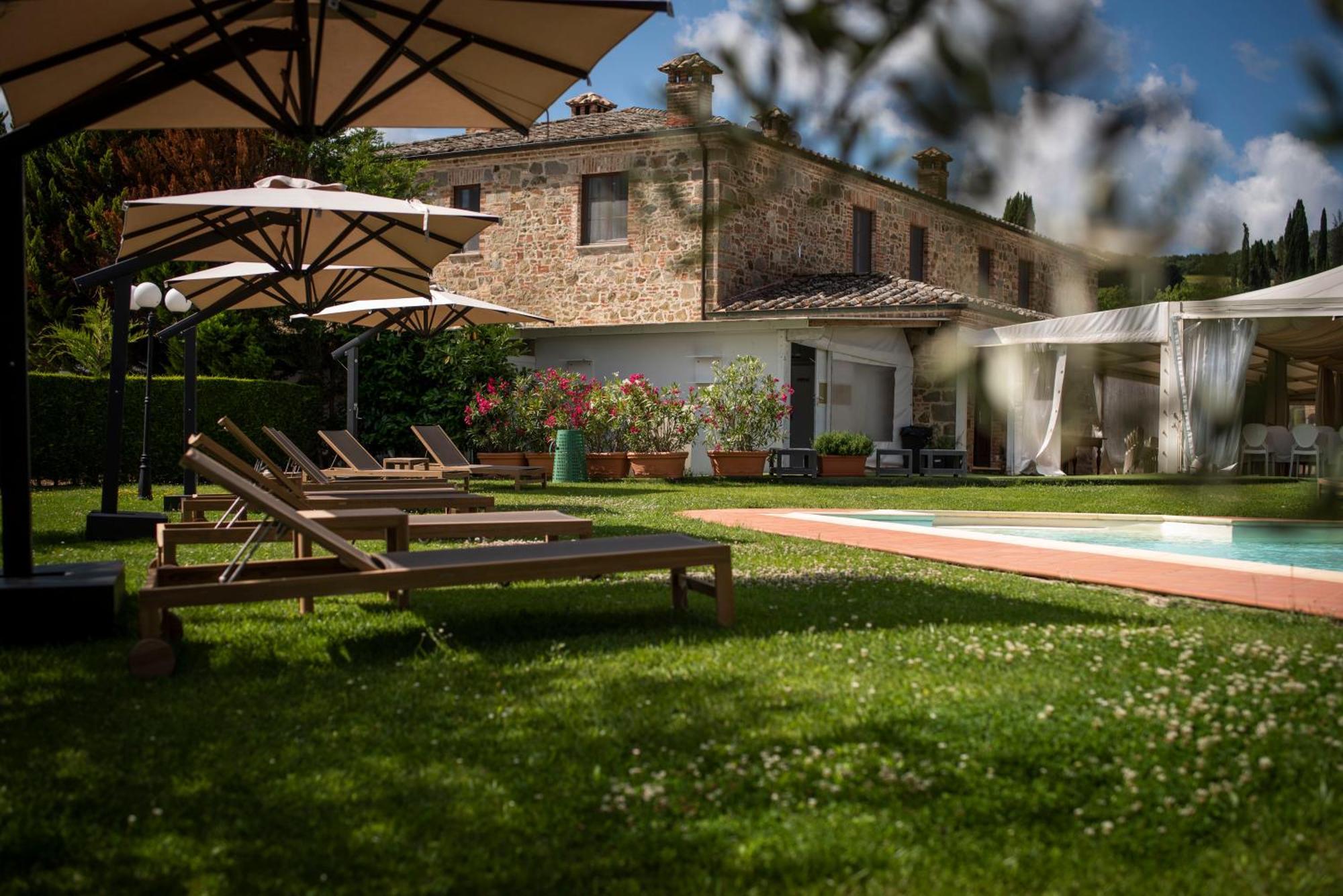 Poggio Paradiso Resort & Spa 몬테폴로니코 외부 사진