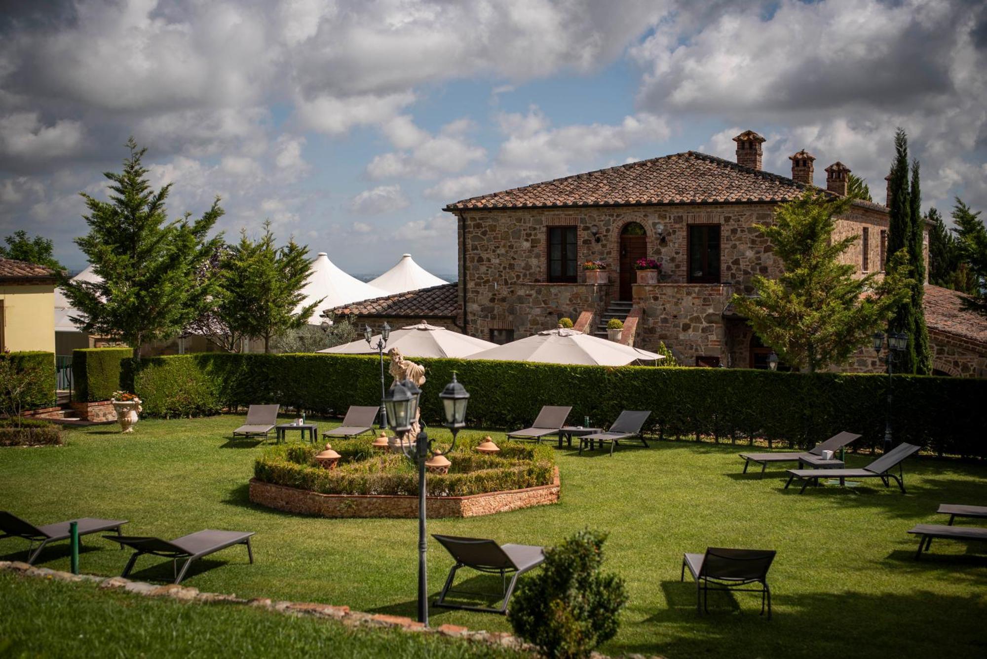Poggio Paradiso Resort & Spa 몬테폴로니코 외부 사진